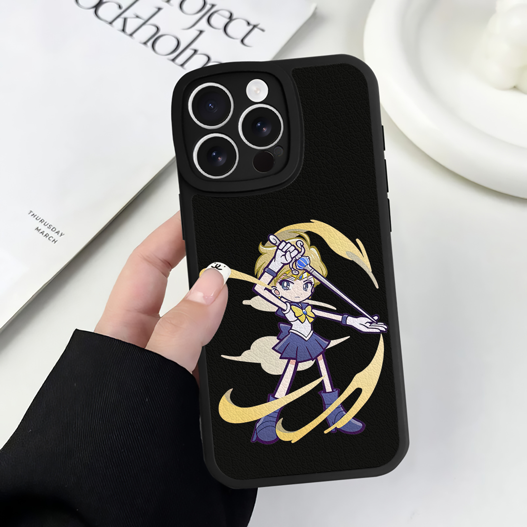 （画像用） 美少女戦士セーラームーン 天王はるか Sailor Moon Tenoh Haruka 【iPhone 16シリーズ対応】シリコンスマホケース（レザー調） 材質：シリコン